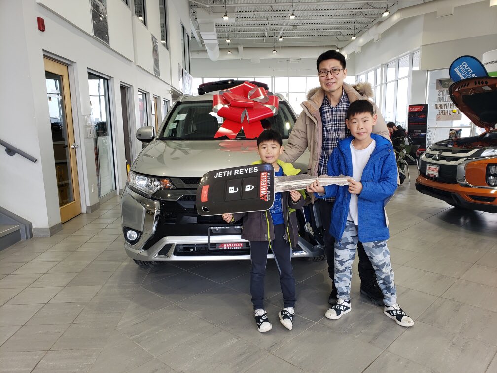WaverleyMits's tweet photo. Thank you Won Koo for joining our Waverley Mitsubishi family! Congratulations on your 2019 Mitsubishi Outlander PHEV! Wishing you the best, Waverley Mitsubishi and Jeth Reyes!😃 https://t.co/d6YdFoZPkM