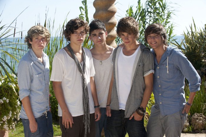 harrys_housex's tweet photo. They’ve come so far and honestly idk where I’d be without them and their music 
#10YearsOfOneDirection https://t.co/vW4xzEwVg1