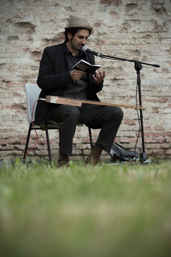 imnly's tweet photo. Iโm Not Like You
{2013 music reading with Asso Stefana}
๐ท by @naphta
โข
#imnotlikeyou #imnly #asso #assostefana #vittoriobongiorno #cigarboxguitar #music #reading #roccaravaldino https://t.co/zU7EOSErNj