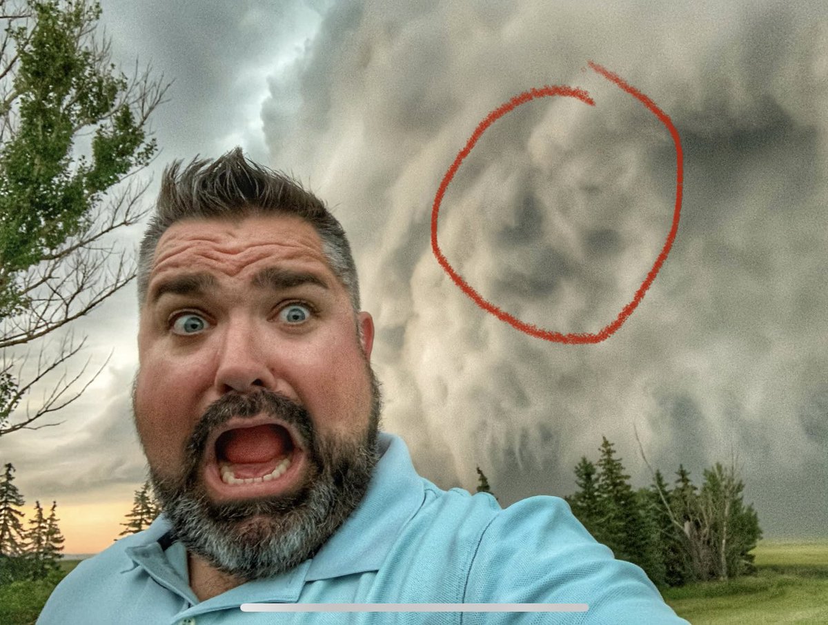 adamrcra's tweet photo. Noticed that there was a spooky face in the clouds. https://t.co/F8NIHtvztK