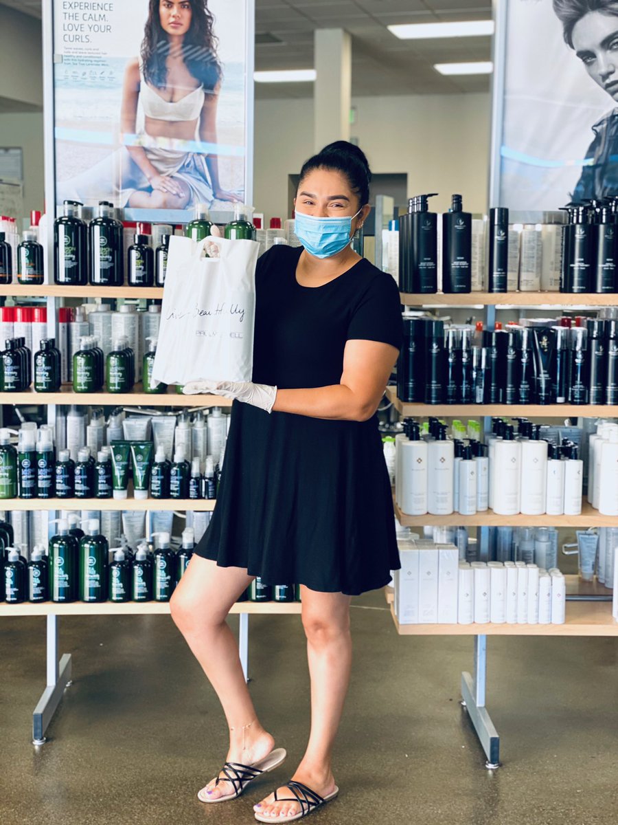 PMTSTemecula's tweet photo. Happy #InternationalSelfCareDay! 🧖♀️
Curbside Pickup is available ✨
Purchase any Hot Tool and receive a FREE Dry Wash & Hot Off the Press!
*Curbside pick up
#pmtstemecula #temecula #hottools https://t.co/2tEK9ZuTyg