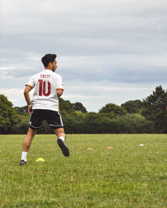 Harrow Hive Football Club tweet media