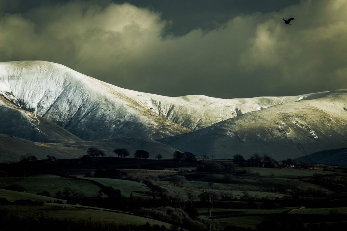 VNYorkshire's tweet photo. Selside is a small village in #Ribblesdale in North Yorkshire. It lies 2 miles N/W of #HortonInRibblesdale.

#Selside was mentioned (as Selesat) in the #DomesdayBook, when it was held by #RogerOfPoitou.

More info on N Yorks holidays: https://t.co/iHtdq2OQnV

#OffTheBeatenTrack https://t.co/W67N8eWk5R