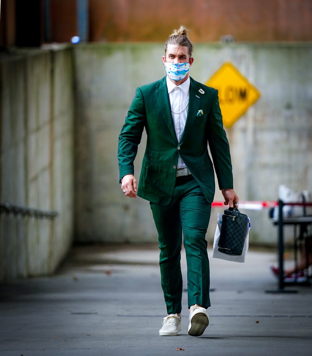 Phillies's tweet photo. The perfect suit doesn't exi— https://t.co/uOIvrtVZsX