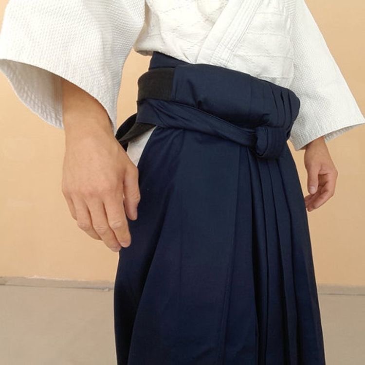 In modern times, women often wear hakama for graduation ceremonies and men will wear hakama for their coming of age ceremonies, tea ceremonies, and weddings. Hakama are also worn for aikido!