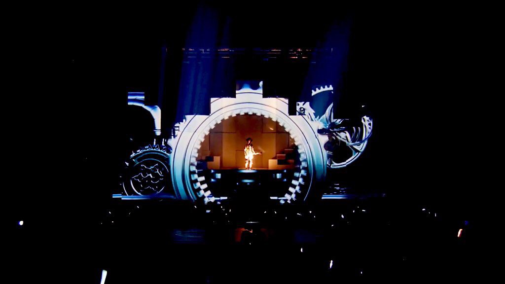 JIN_THANKYOU's tweet photo. 赤西仁くんのAudio Fashionの
神セトリが大好き💕
特にchoo choo SHITAINで山田孝之くんが出てからの仁くんのボルテージが
めちゃくちゃ上がって最高💋
jincrewとのダンスもかっこいい❤️
JIN AKANISHI 赤西仁 - LIVE TOUR 2016 〜AUDIO FASHION〜 in MAKUHARI https://t.co/RRJFnqyjwU @YouTubeより https://t.co/NmQjBRcd2p