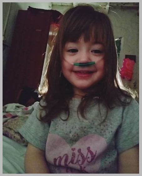 KatheeMolina's tweet image. [DIFUNDIR!!] Ella es Catalina Devereux hija de Oriana Ramirez (San Antonio de Areco) Tiene 4 años y padece HIPERTENSION PULMONAR PRIMARIA.
En sus 4 años paso por 26 internaciones y 17 paros respiratorios
SU OBRA SOCIAL NO RESPONDE!!
BUSCAMOS DONACIONES!!