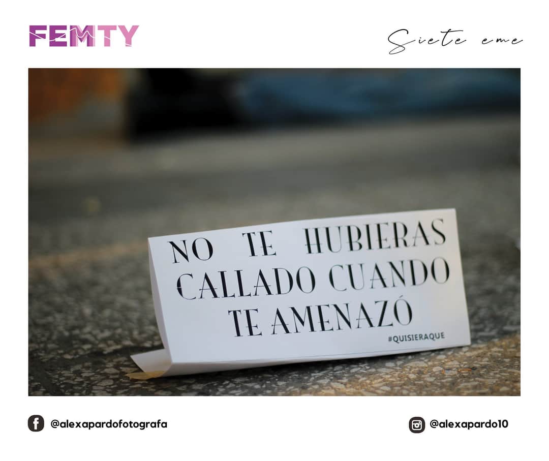 ColectivoFEMMTY's tweet photo. y lograr crear un dialogo entre los espectadores"
Alexa, además de ser fotógrafa social y de conciertos, sus proyectos personales van en una línea de género que se ha distinguido por ello. 
"Mi objetivo es lograr sensibilizar a través de los proyectos que realizo, si el mensaje + https://t.co/RyG9RKlevP