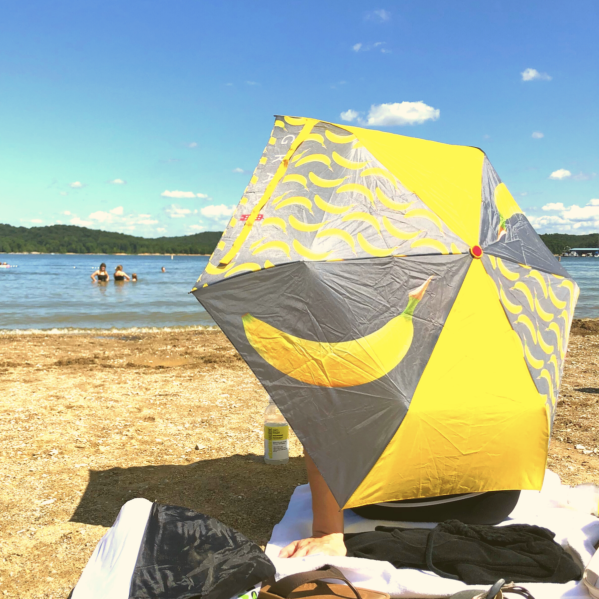 Listen.....at the end of the day make sure you take some time to relax. If you find a beach, then you know you're crushin' it! #itstheweekend
.
.
.
 #GraniteSL #purdue #purdueu #boilerup #hammerdown #westlala #westlafayette #apartments #apartmentliving #studentliving