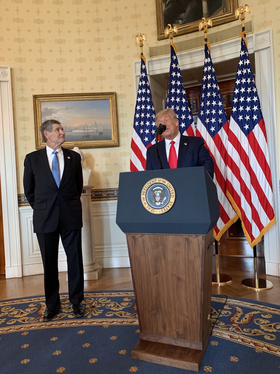 JakeBequette91's tweet photo. What an honor to see @realDonaldTrump present the Presidential Medal of Freedom to Jim Ryun - a great Olympian, Congressman, and man of faith.

A well-deserved award for a great American! @jimryun @nedryun https://t.co/TFbF7N4XhZ