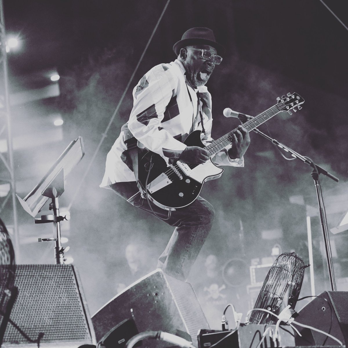 PunkRockBowling's tweet photo. Sending a message to you, Lynval... Happy Birthday from the PRB Crew! 🎉🎈 @lynvalgolding 
#LynvalGolding #thespecials https://t.co/3l8Jv9U66H
