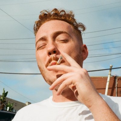 heybenyen's tweet photo. #NewProfilePicBitch #GoStreamMyShit https://t.co/Myafo5SOMf