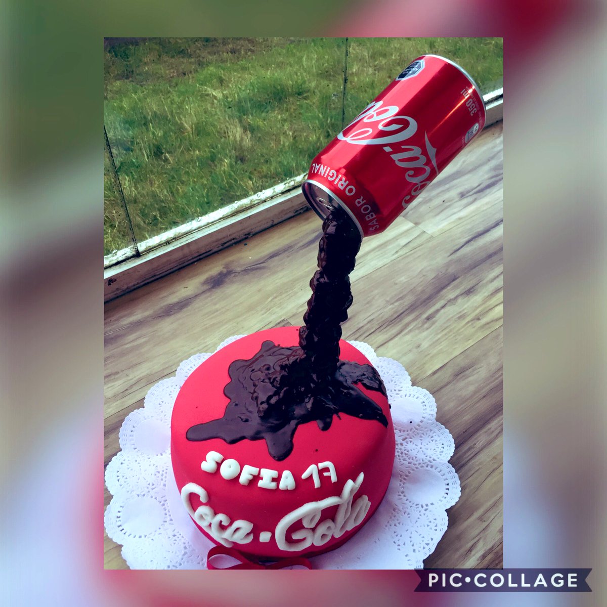 che_nati's tweet photo. Un vasito ? 😜
#GravityCake #CocaColaCake https://t.co/y6V8uvqfLL