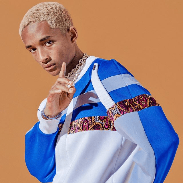 CebolaVerdeBR's tweet photo. Ouça “Cabin Fever”, nova música de #Jaden | Link: https://t.co/Lc7jnHRtnG - #CabinFever #CTV3 #ERYSISCOMING #NovaMúsica https://t.co/gar6c3YcYP