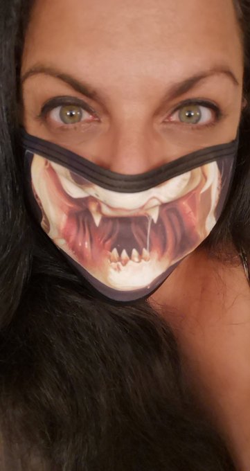 Anyone wanting fun #facemasks check out where I got mine from  https://t.co/yk0AW8jYj3  #FaceMaskFriday<a href="/tag/facemasks"class="tags">#facemasks</a><a href="/tag/facemaskfriday"class="tags"><span>#facemaskfriday</span></a><a href="/tag/facemasksforsale"class="tags"><span>#facemasksforsale</span></a><a href="/tag/facecoveri"class="tags"><span>#facecoveri</span></a>
