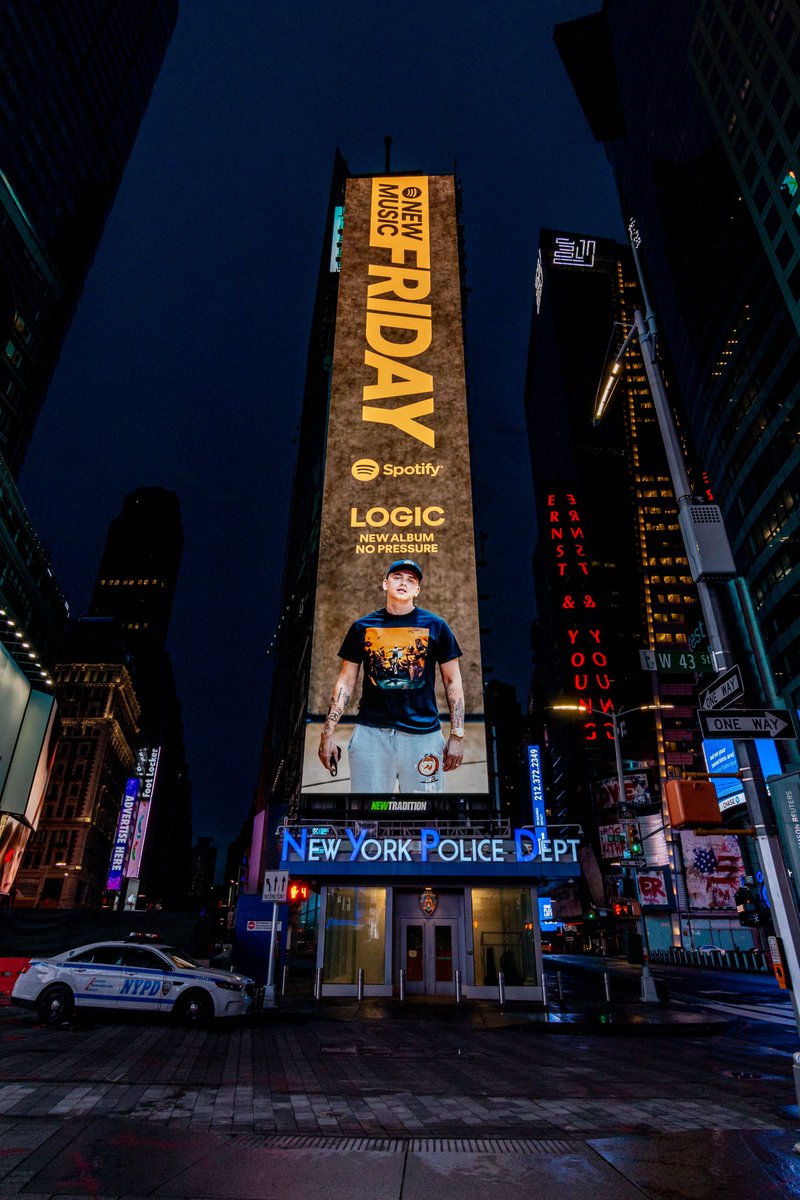 Logic301's tweet image. Bobby Billboard