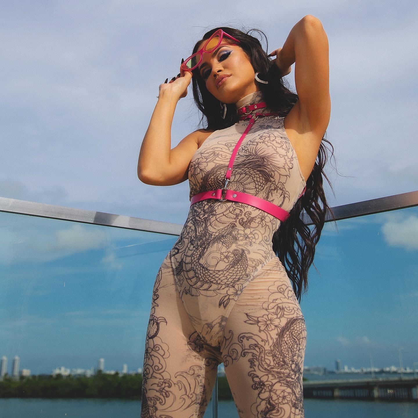 X 上的NATTI NATASHA：「Llámame LUCI 👹 @fashionnova #fashionnovapartner  t.coH7nrqDxz5r」  X