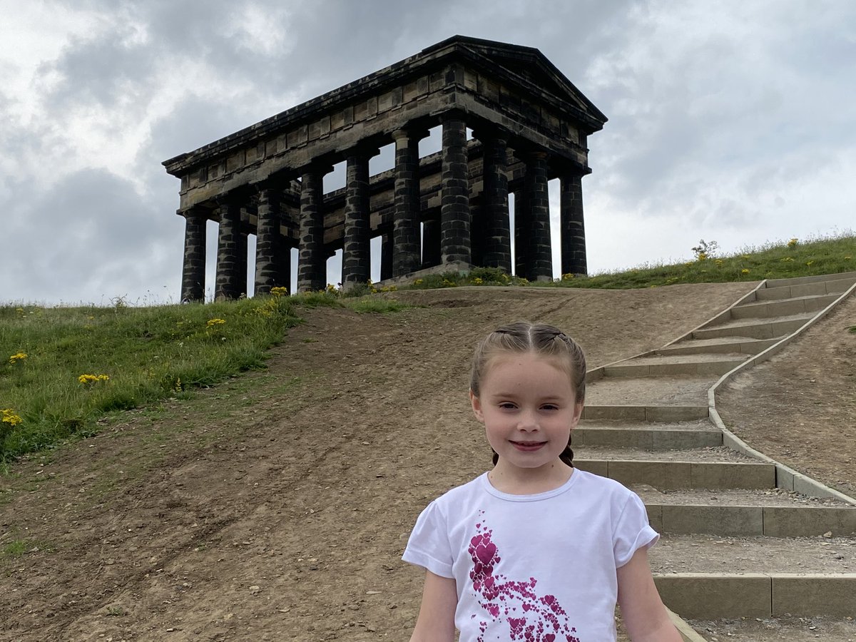 sarahvickers2's tweet photo. Walk at penshaw monument ❤️ #mammydaughtertime #justmeandmybaby #QualityTime https://t.co/V6nlvczP0q