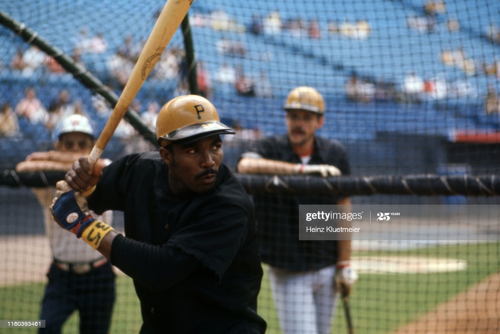 1974Baseball's tweet photo. 8/13/75: @TheRealSangy35 takes batting practice before a game against the Braves at Atlanta Stadium. The Pirates lost 4-3 but maintained a three-game lead in the NL East. Looks like Richie Hebner, the "Gravedigger," waiting his turn. https://t.co/ixpT8wVA8G