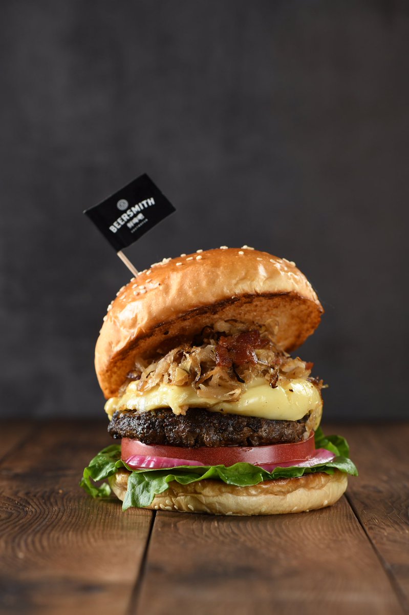 NZhunt3r's tweet photo. Available in Beijing:
Beersmith’s Mountain River Venison  Burger, porter BBQ sauce sauerkraut and Brie cheese. 

#NZvenison #Beijing #HotelJen https://t.co/R5uqtCea4g