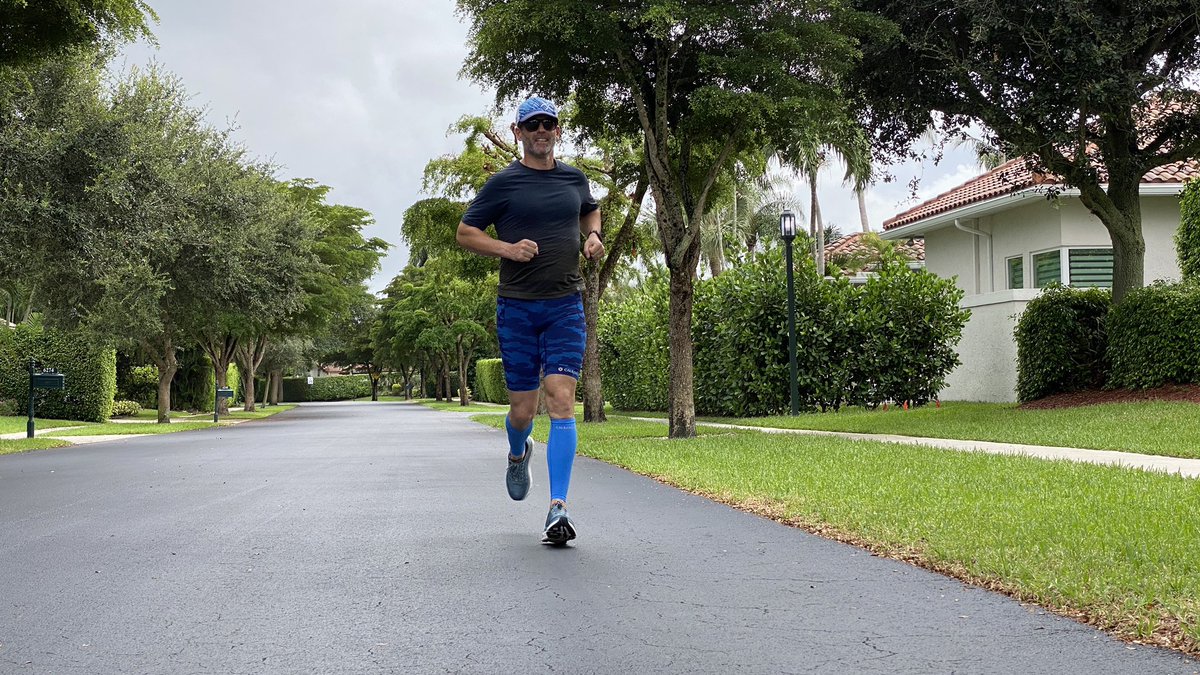 Caliloko Compression Shorts for Men youtu.be/HavPIP-AETo #caliloko #shorts #compressiongear #runners