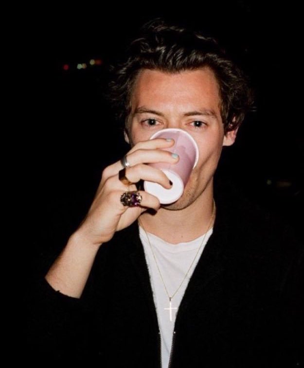 TheHarryNews's tweet photo. Harry via myleshendrik IG https://t.co/vpQM7zMFYu