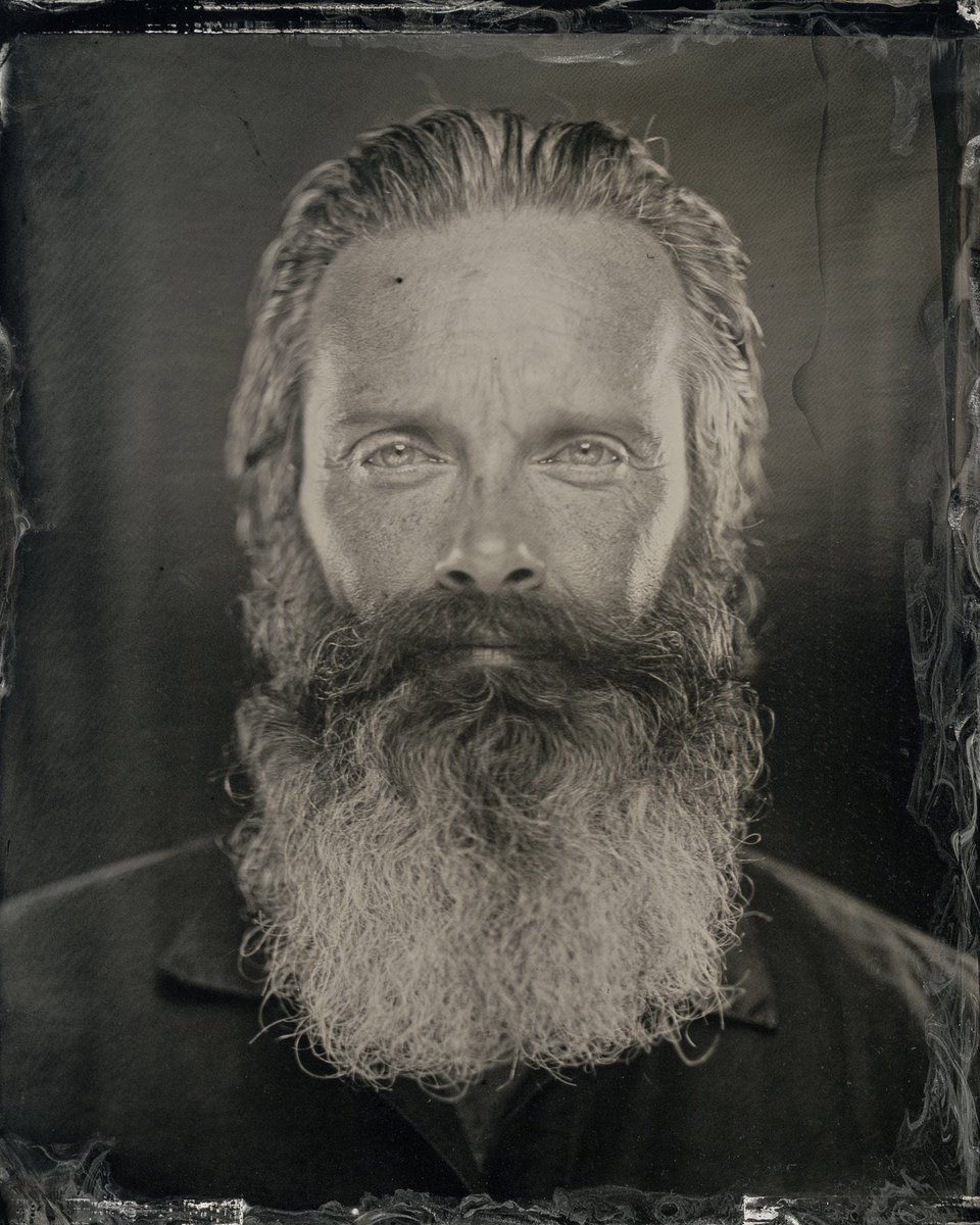 Straight up one of my favourite plates ever ⚡️ Collodion is such a joy when you’re finding yourself getting lost in the process. 

5x4 tintype on @intrepidcamera - 4secs, f4. 

Thanks once again Stuart.