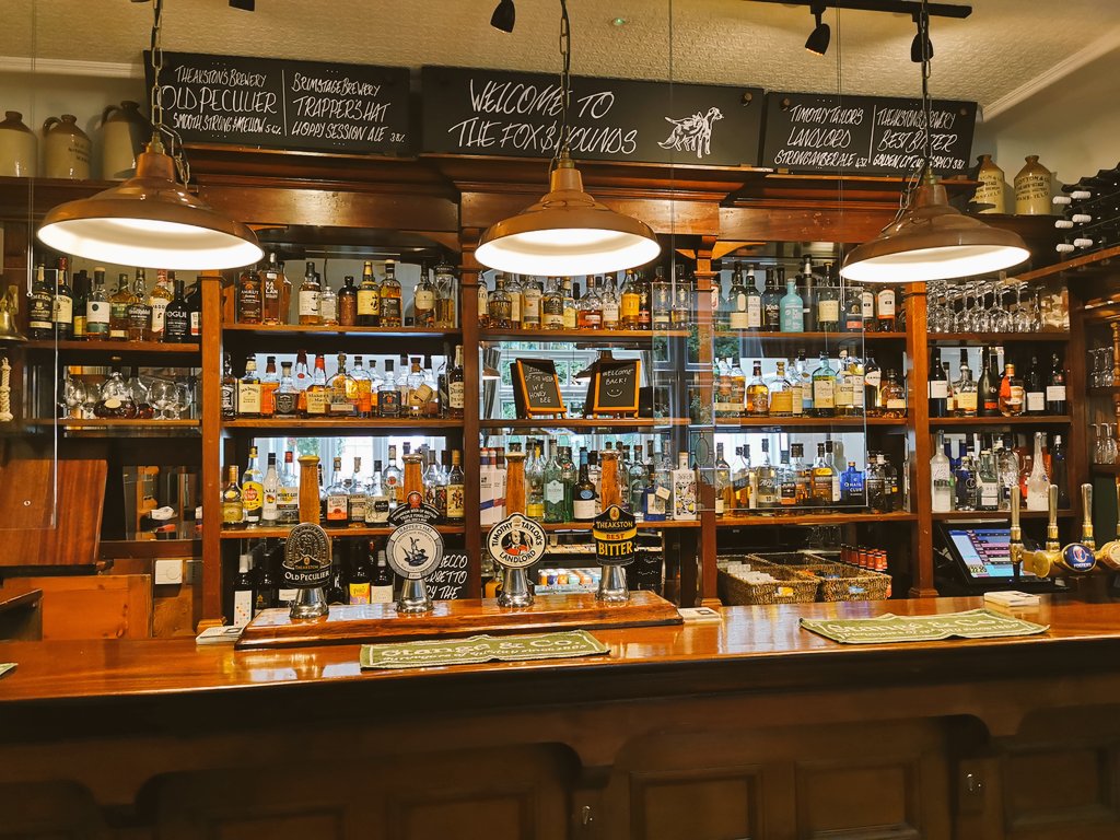 Fox and Hounds tweet media