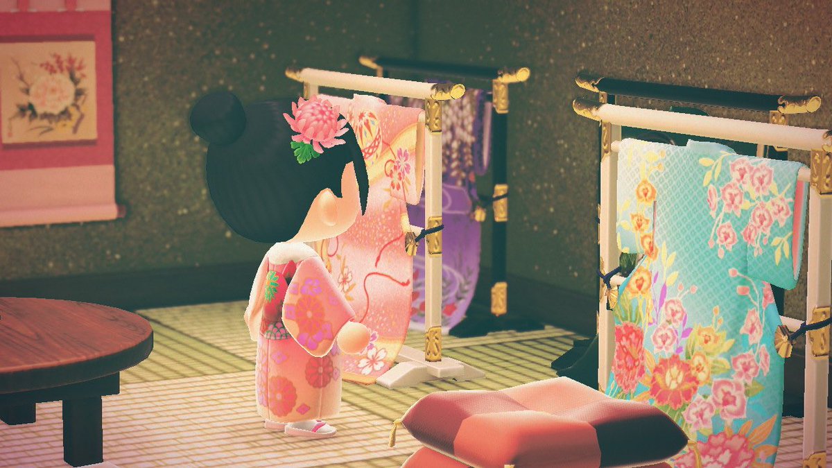 The fancy kimono in ACNH is similar to the women’s coming of age ceremony attire because of the fur stole. The coming of age ceremony in Japan is when Japanese youth celebrate adulthood on the second Monday in January on their 20th year.