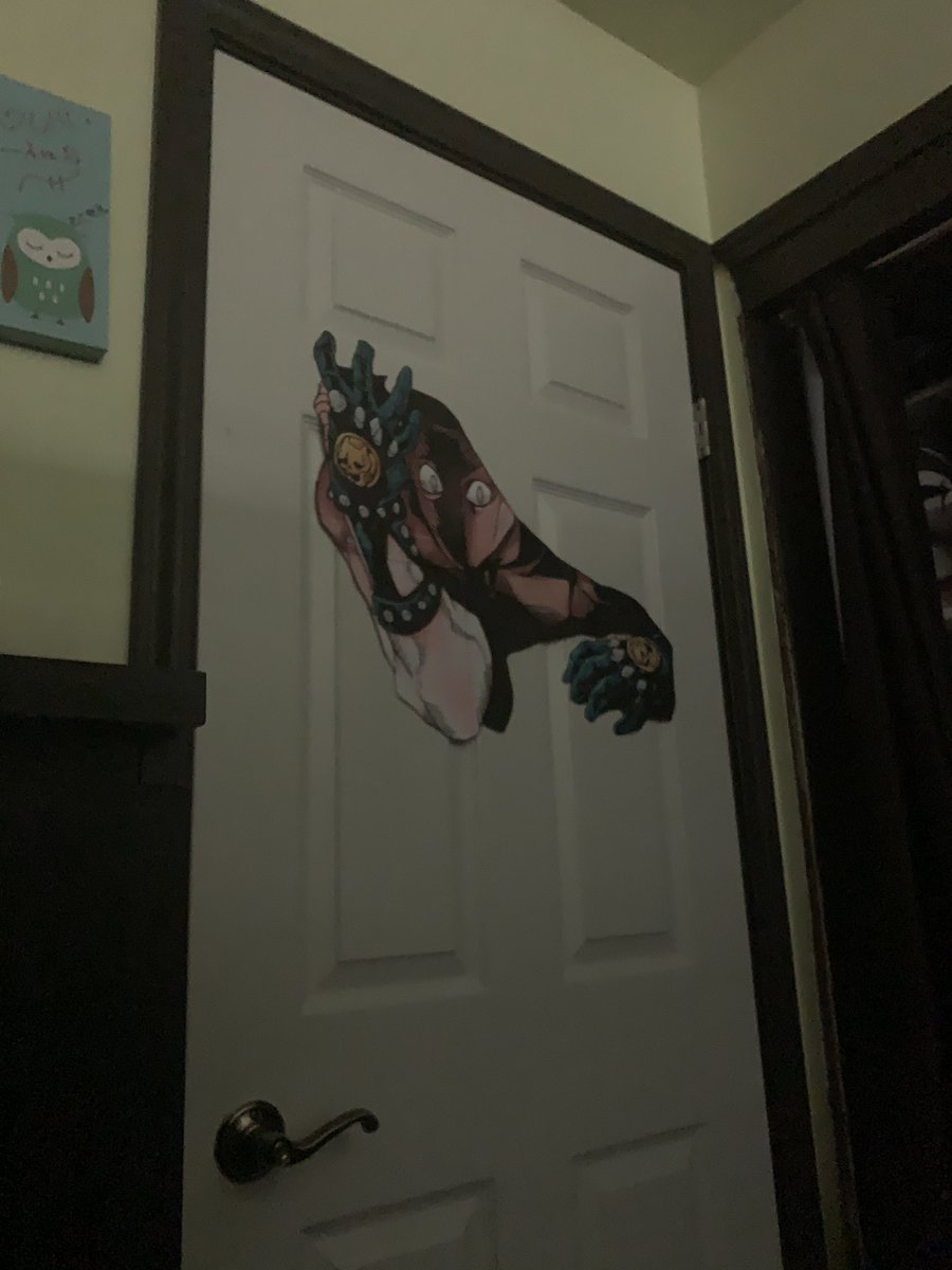 hexmaniaccoda's tweet photo. I thought this was a great idea till I woke up to this shit staring at me in the dark. Thanks Killer Queen. https://t.co/CviYqD5zTm