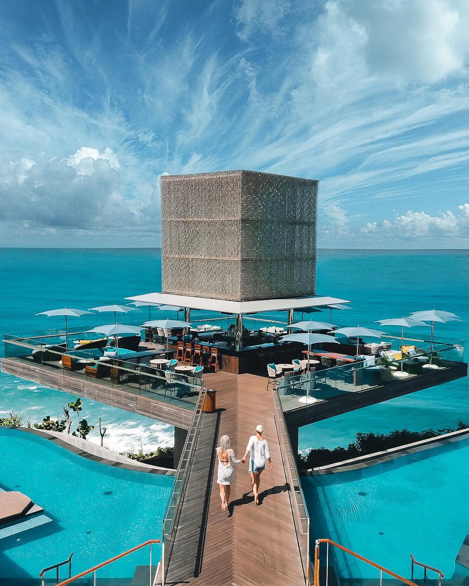 sayapbali's tweet photo. Breathtaking view & day club experience💓🍸🥂
.
Located 📍 @omnianightclub
#sayapbali #greece #omniabali #phuket #kualalumpur #italia #coronavirus #corona #canggu #seminyak #staysafe #sosialdistancing #kuta #uluwatu #tamahlot #lempuyangtemple #handaragate #tirtaempul https://t.co/GNqguOoz84