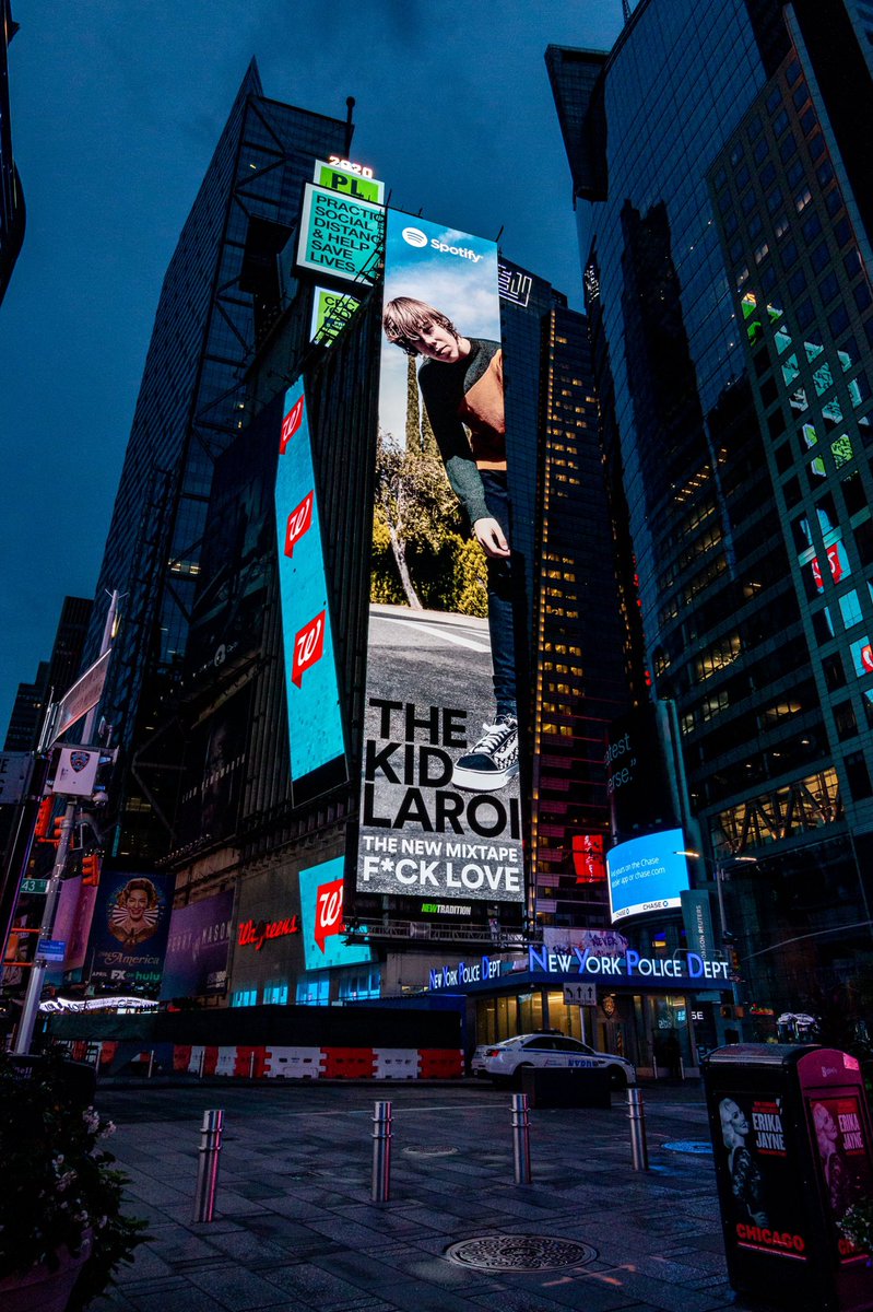 thekidlaroi's tweet photo. I literally used to dream of this happening. Wow wtf. Times Square NYC?!? I love you family. Thank you. @Spotify https://t.co/fnfKqZVQYH