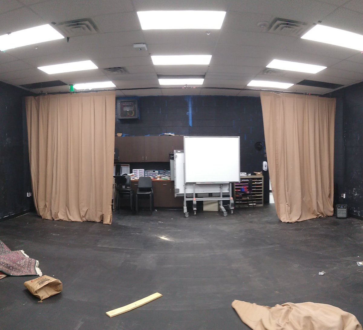 CTechtheatre's tweet photo. Lighting lab almost finished. And shelves up and table built in innovation station.

#cometcity
#Classensas 
#stemisthearts https://t.co/3w86dl9BmP