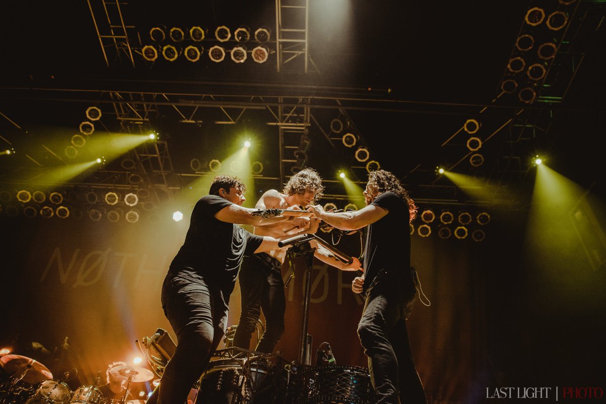 nothingmorerock's tweet photo. I don’t think we’ve ever spent this much time apart since we started. This won’t last forever.
📸: @aaron_kudler https://t.co/NLEBCm66lF