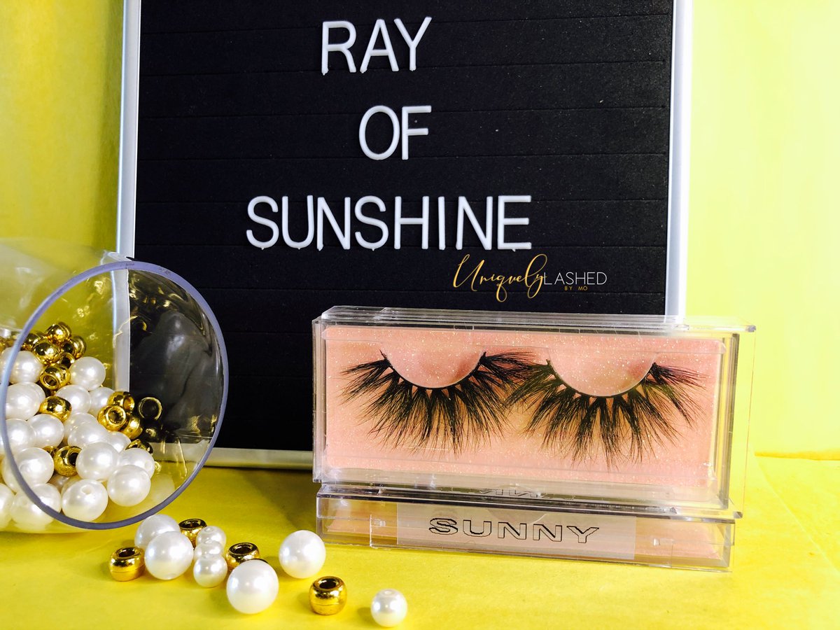 uniquelylashedd's tweet photo. I’m currently in Miami, Fl anybody want some QUALITY mink lashes? #RayOfSunshineLashes #UniquelyLashedByMo #PaltakaMinks #FloridaExtensions #25mm6DMinks #QualityLashes #YouNameit #ILashIt https://t.co/AqY7Frjj9x