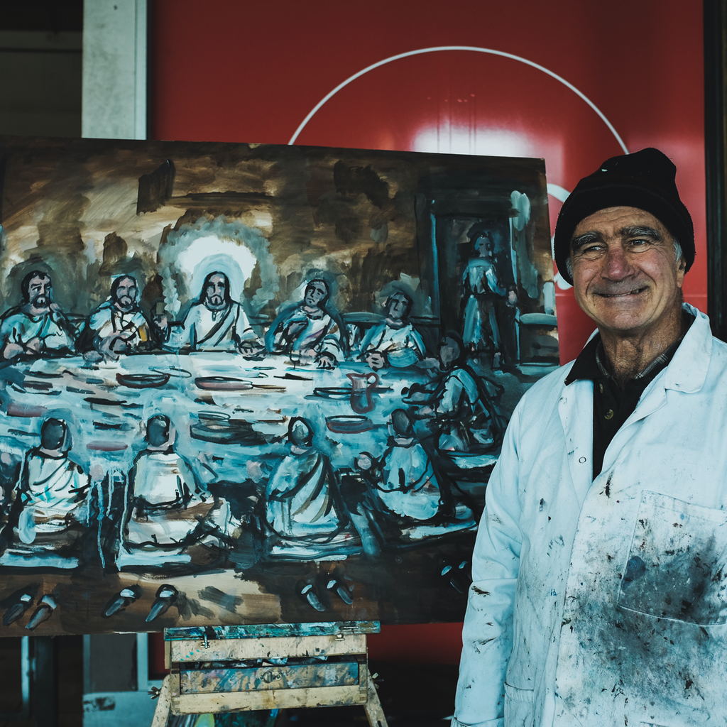 cvglobal_'s tweet photo. When Colin decided to set up his easel outside Flinders Street station, it was to remind passers-by of who Christ is. He did this as he'd witnessed the younger members of his church leaving in droves. He was driven to use his art to inspire people back to God. #CVNews #CVImpact https://t.co/Uif6lsytpF