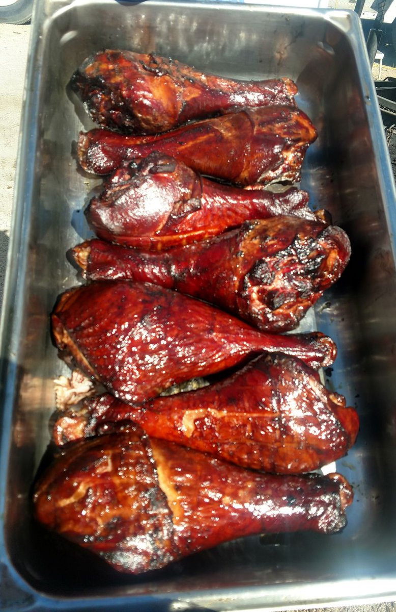 nomadsbbq's tweet photo. CALL OR TEXT NOW FOR Delivery🍗😎
505.544.7389
$3 Delivery Fee

#nomadsbbq #ABQlocalscene #burquelocals #awesomebbq #buyABQlocal #proudtobelocal #BBQ #abq #abqtrue #albuquerque #newmexico #nmtrue #purenm #abqfoodtrucks #dukecity #burque #Turkeylegs #Pulledpork #Hotlinks https://t.co/TZgWixGZct