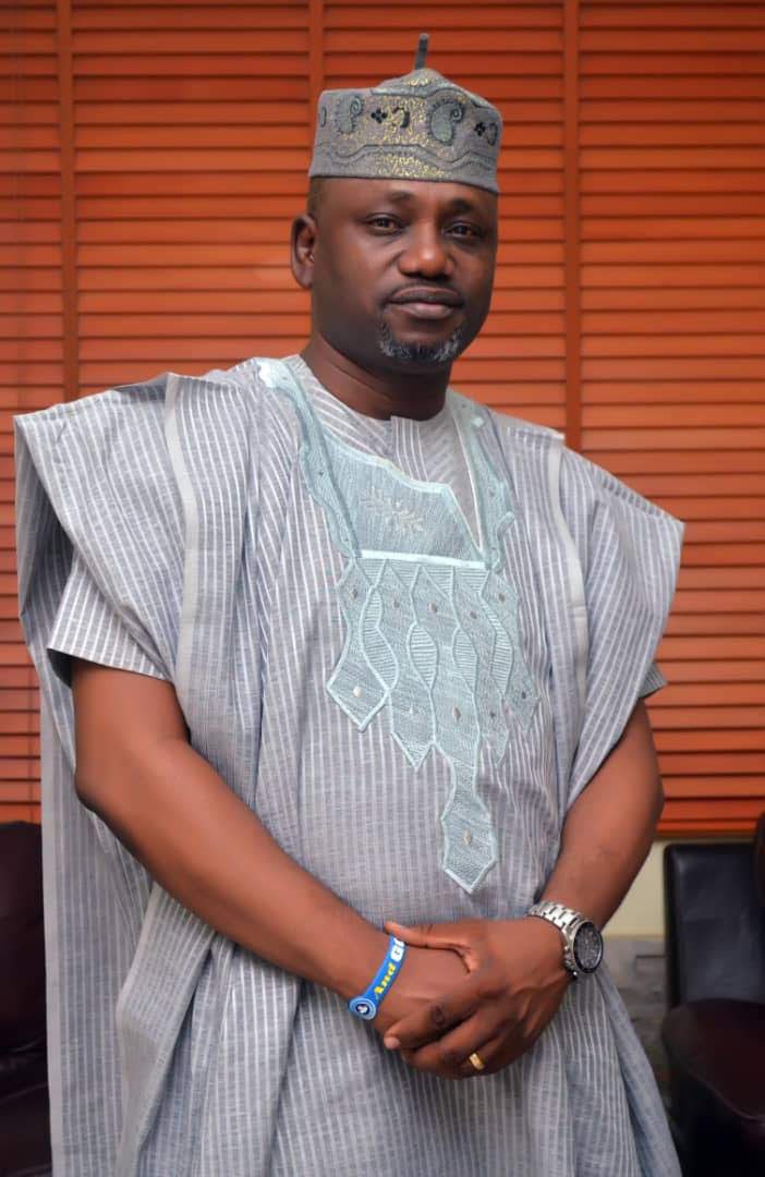 Bímbọ Àdéòlá Ìgì T’Ọlọ́rùn Gbìn