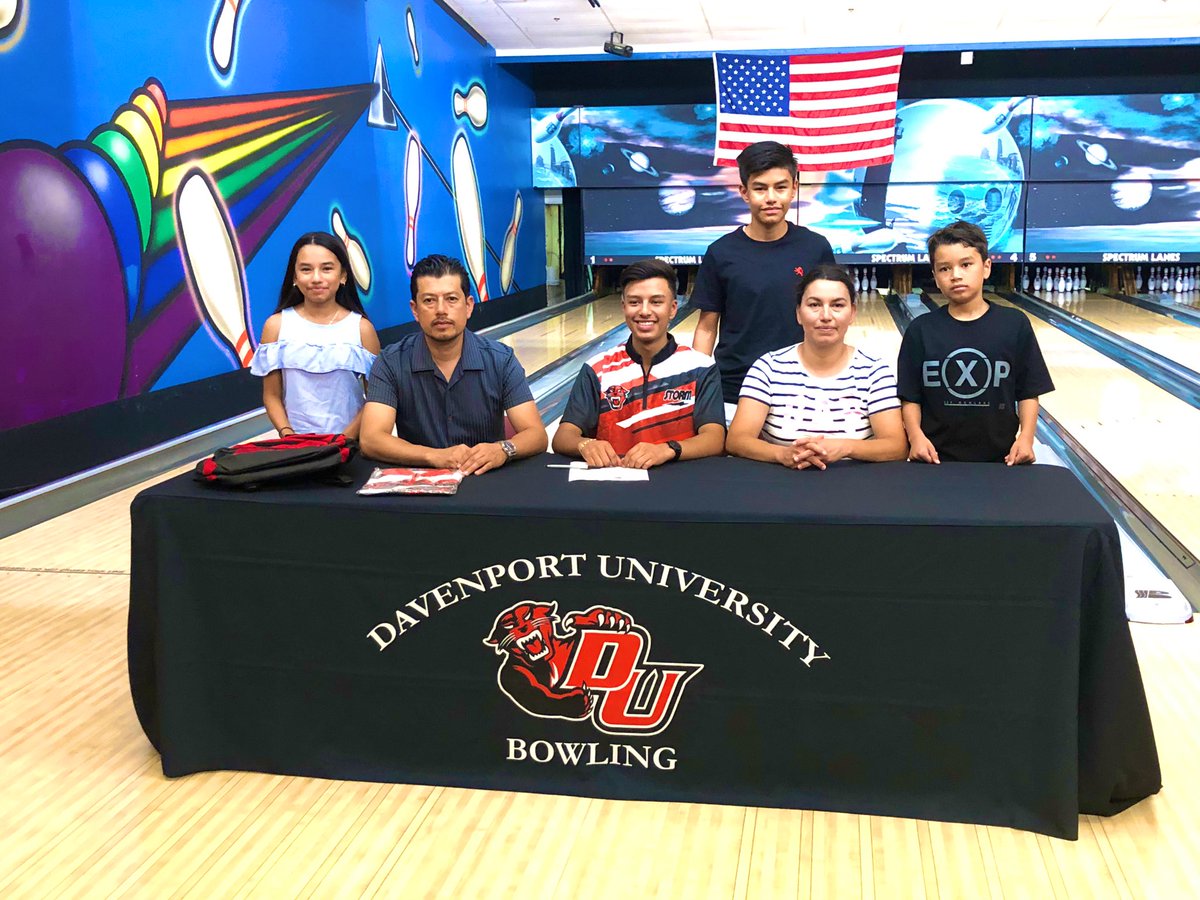 NathanGould18's tweet photo. Congratulations David Zamora on an outstanding career at Lee and good luck in your future endeavors at Davenport. We were lucky to have you. Continue to be the great young man that you have proven yourself to be. #LeeLegends @LeeLegendsAD @GodfreyLeePS https://t.co/ML57bO2edR