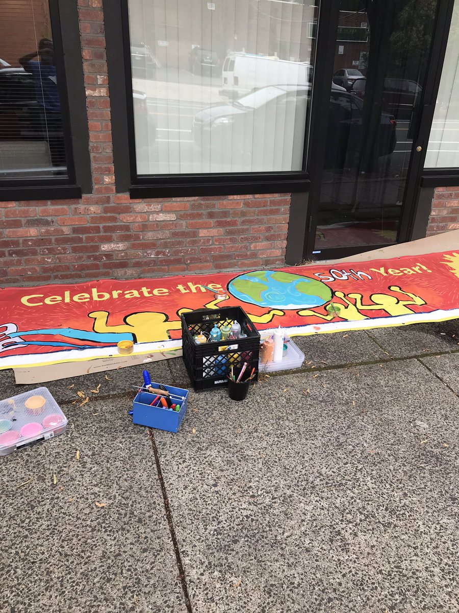 lofdance1's tweet photo. We are celebrating the earth 50th year @LottaFish @lof_art @NH_Artists @newhavenindy @SustainableCT #environment #saveearth #helptheenviroment https://t.co/9wRHvxjghj