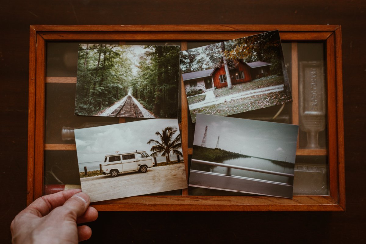 BlurbBooks's tweet photo. Q: What’s the secret to beautiful pages?
A: #Templates. With our free #BookWright templates, you can just add photos! Get a head start on your next project with customizable layouts for #Cookbooks #Travel Books #Baby Books #Portfolios and #Magazines.
https://t.co/FOWMYkru3s https://t.co/ljqE5Lm0D6