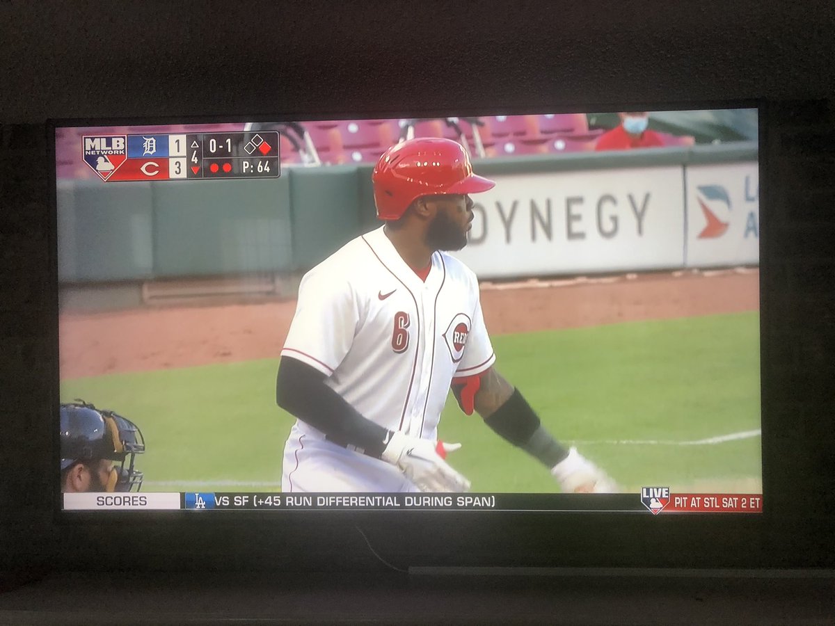 Watching fellow <a href="/SamfordU/">Samford University</a>   Bulldog, <a href="/Mr_MagicErvin/">Phillip Ervin</a> Phillip Ervin, and my Cincinnati Reds on Opening Day. Hope you have a monster season! I am so glad you guys are back!!! Go Redlegs!!! #takethecentral