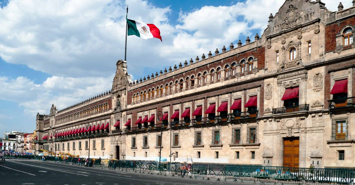 I'll start with neighbors in the Americas. The National Palace in Mexico City is a fascinating piece of Spanish Baroque that has seen an unfathomable (to me) amount of history. It's built of material from Montezuma's palace and has a Riviera mural! Also, looks so so long.