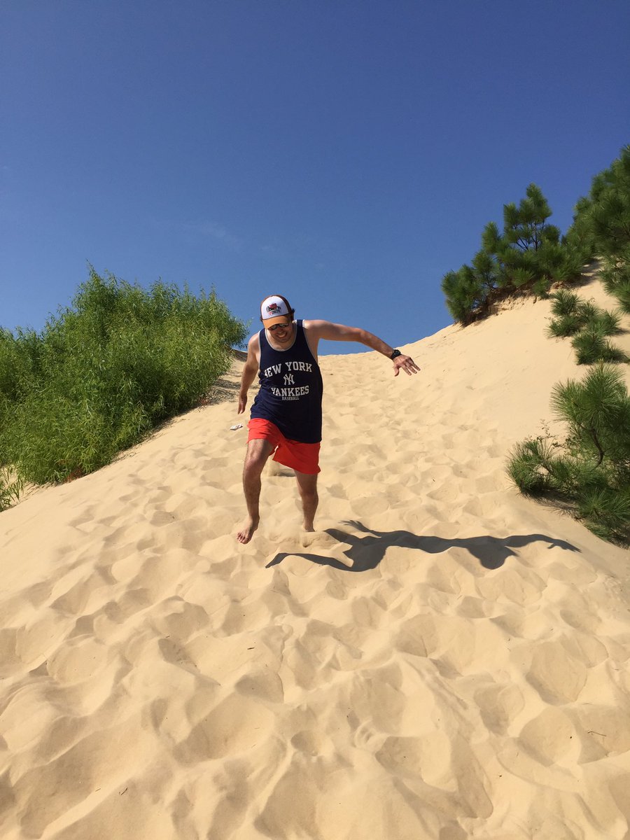 ramseykhamed's tweet photo. Jockey’s Ridge State Park has the largest natural living sand dune on the East Coast. #sanddunes #outerbanks #obx #northcarolina #vacation https://t.co/BPROJP6Nvc
