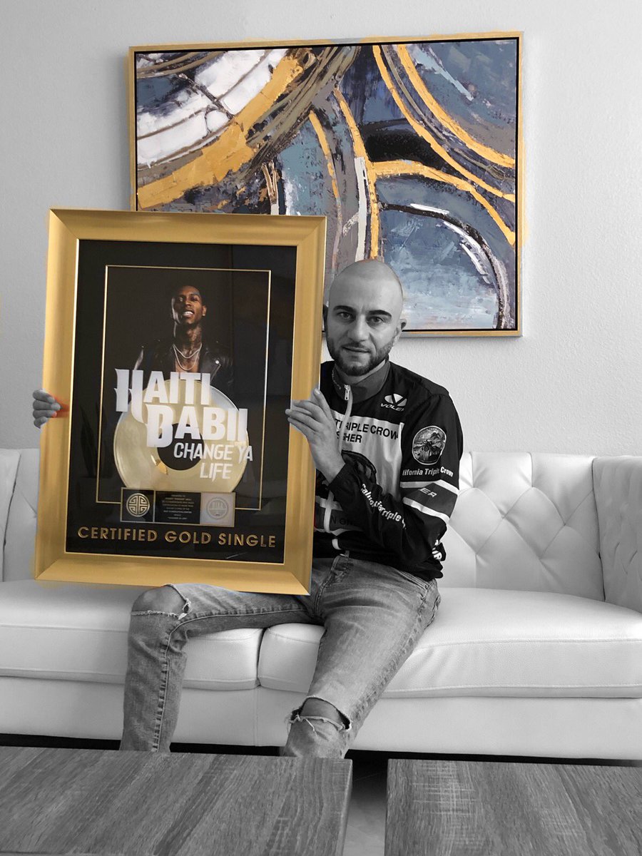 furiousmusic's tweet photo. It doesn’t matter if you’re on stage or behind the desk, Ive done both.When you perform It’s like I’m performing with you. When you take chances,I take chances with you &amp; when you win, I feel like I won too.Congratulations Haiti Babii thanks for having me on this journey! #EMPIRE https://t.co/L4bUQyG5Ep