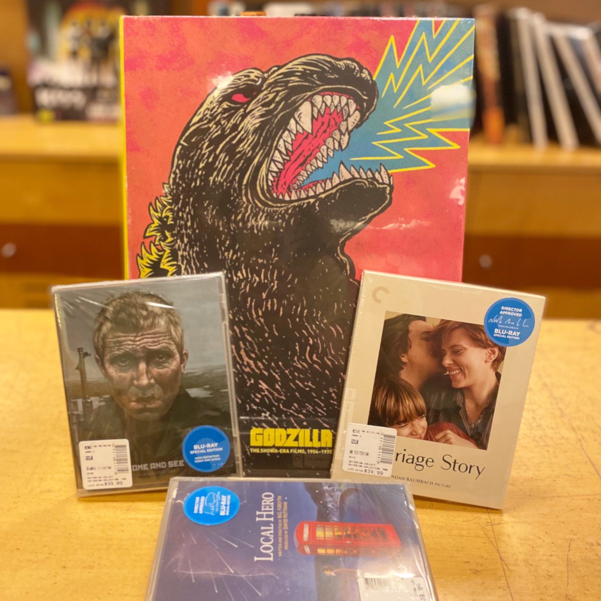 BNIrvineSpectrm's tweet photo. We are getting into the final week of our Semi-Annual Criterion Sale! Only 9 days left to get ALL Criterion DVD and Blu-ray 50% OFF!!! And don’t forget to use your membership to get an extra 10% off
.
#criterion #bluray #dvd #movie #directorcut #bnmember #sale #savings #142bn https://t.co/ILyvW6ySdy