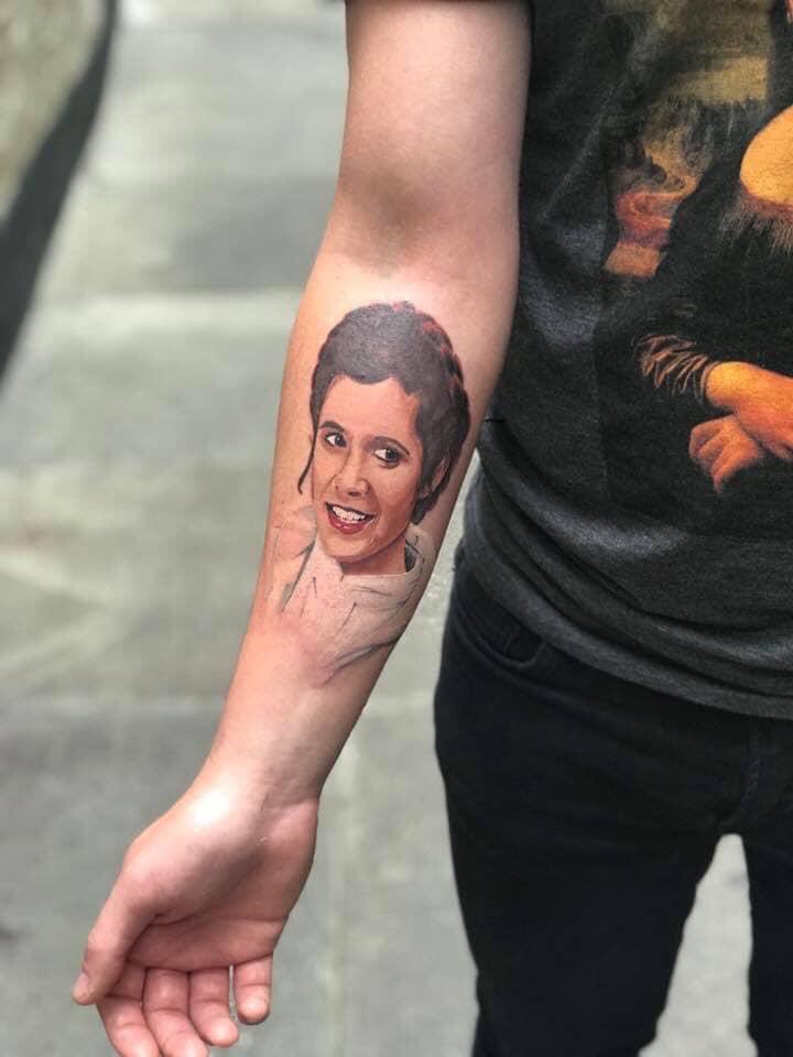 JakeBrownTattoo's tweet photo. #CarrieFisher portrait from #TheEmpireStrikesBack #StarWars #LucasArts #PrincessLeia #Portrait #Tattoo #Tattooist #TattooArtist https://t.co/dstWdMf50d