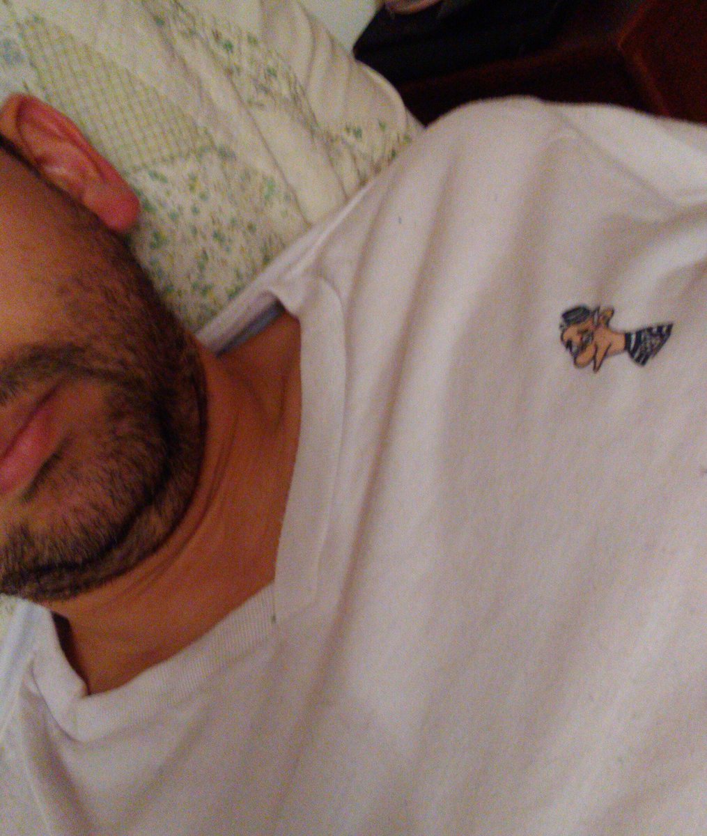 WikiMerito's tweet image. 7:08pm Espero no me dejen vestido y alborotado #MatarifeLaSerie 
La titular los #ViernesDeMatarife