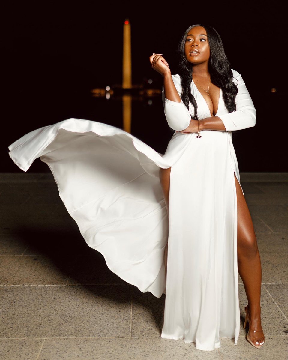 Lavishliaa's tweet photo. You are proof that his most beautiful design is a woman. https://t.co/MUcCkqk8DD