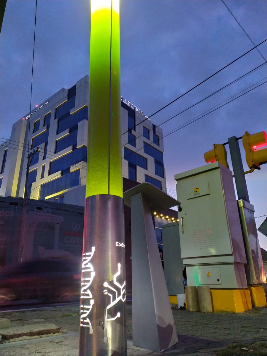 ambiente_leon's tweet photo. Este es el Biorreactor Greenlight, el cual limpiará el aire🍃que respiras convirtiendo el dióxido de carbono en Oxígeno.
Sube una foto del biorreactor a tus redes, usa los HT #EcoScienceLab y #MedioAmbienteLeon por cada foto, EcoScienceLab donará un árbol.
¡Sé parte del cambio! https://t.co/kN7Q6pzFjI